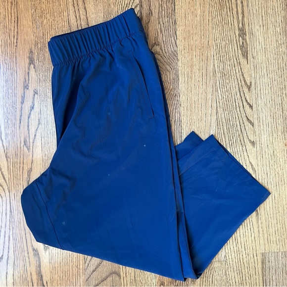 🆕 NWT T by Talbots activewear navy blue cropped lightweight pants size large - Picture 4 of 11